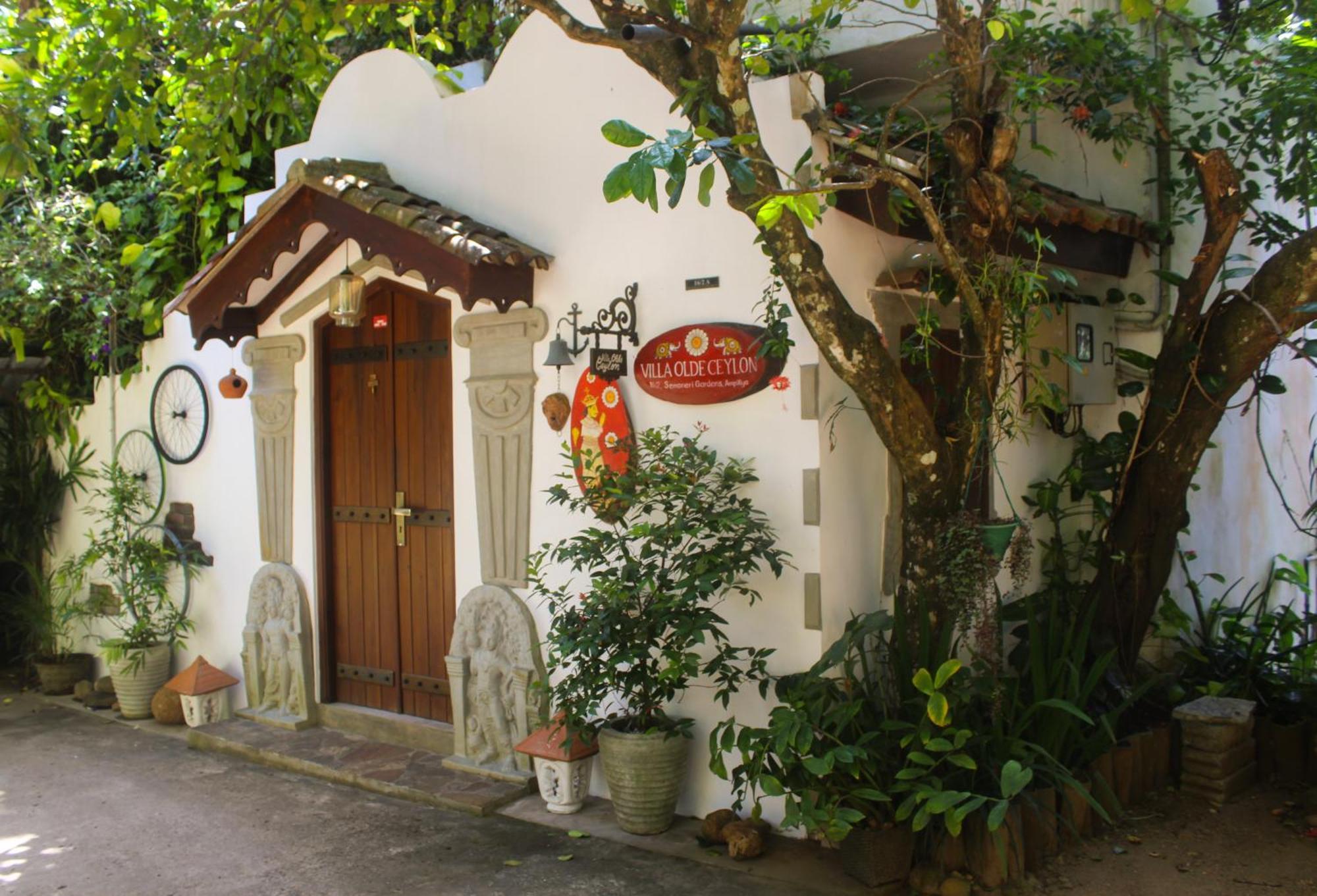 Villa Olde Ceylon Kandy Bagian luar foto